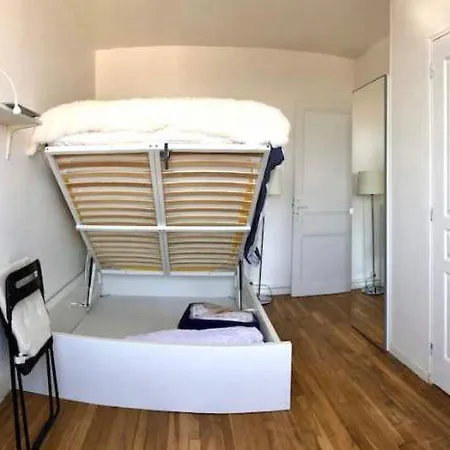 Confortable 2 Pieces Proche Paris Апартаменты