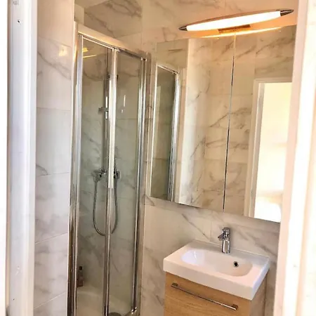 Confortable 2 Pieces Proche Paris Апартаменты