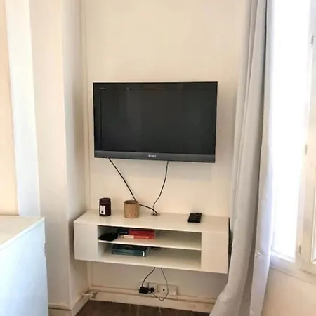 Апартаменты Confortable 2 Pieces Proche Paris *