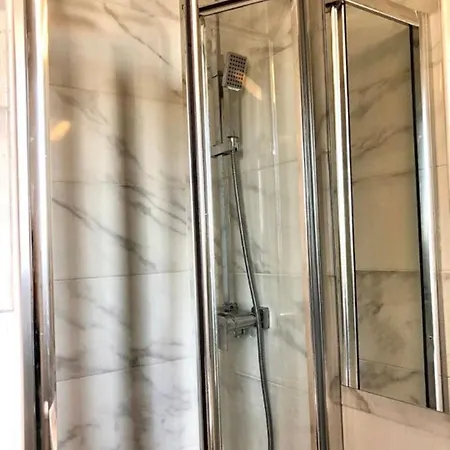 Confortable 2 Pieces Proche Paris Апартаменты
