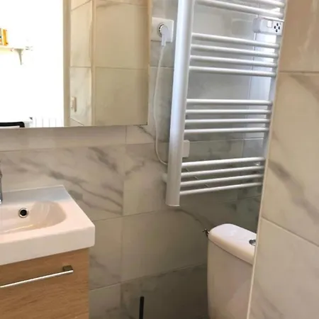 Апартаменты Confortable 2 Pieces Proche Paris Кламар